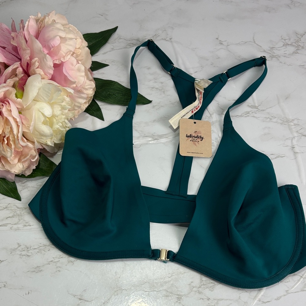 Free People Renee Racerback Bralette in Mermaid Teal Size 36DD new with tags